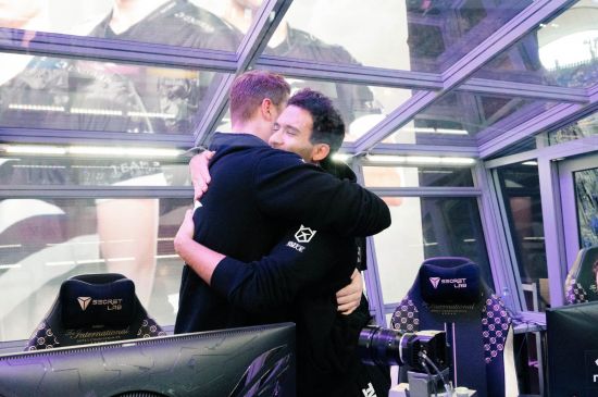 XG战队成功晋级TI14总决赛与Falcons对决